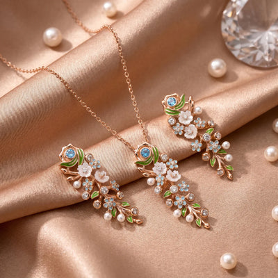 Rosavelle Bloom Royal Pendent Set